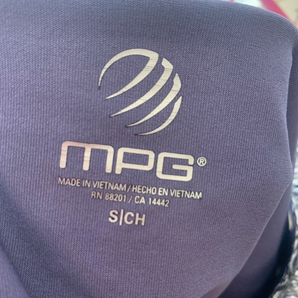 MPG Mondetta Sports dress in gray - Picture 4 of 11